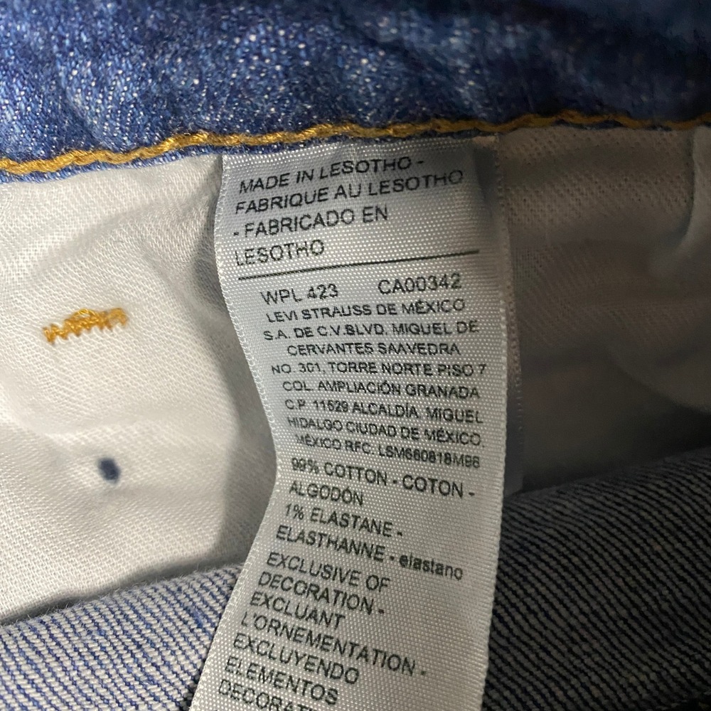 Signature by Levi Strauss Bootcut Jeans Mens 34x30 Blue Medium Wash Stretch - Picture 8 of 8